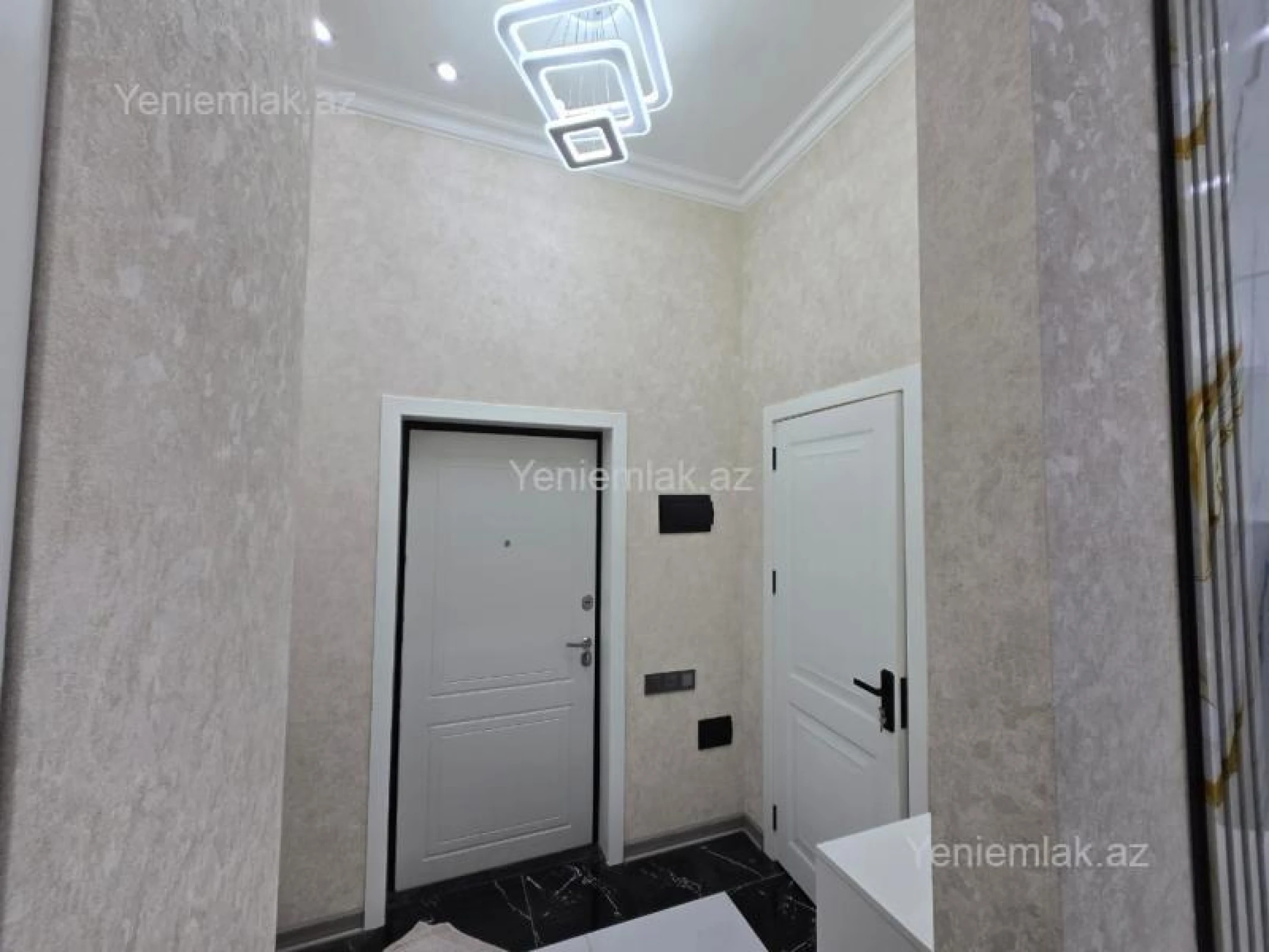 Satılır 3 otaqlı yeni tikili 62 m²