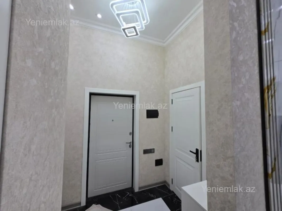 Satılır 3 otaqlı yeni tikili 62 m²