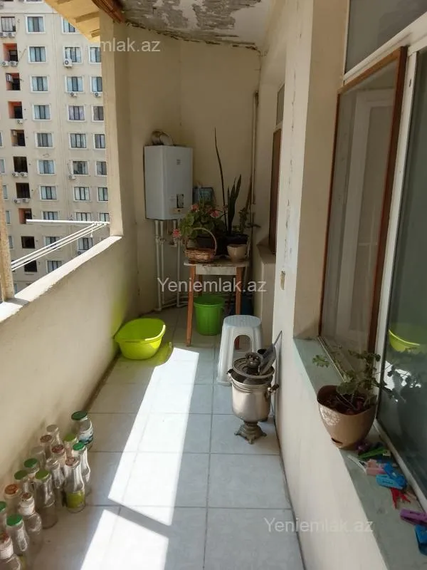 Satılır 1 otaqlı köhnə tikili 55 m²