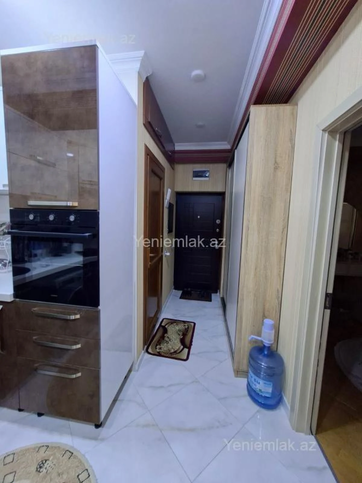 Satılır 3 otaqlı yeni tikili 74 m²
