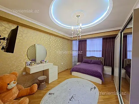 Satılır 3 otaqlı yeni tikili 74 m²