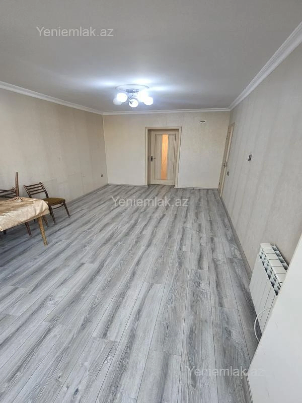 Satılır 2 otaqlı köhnə tikili 50 m²