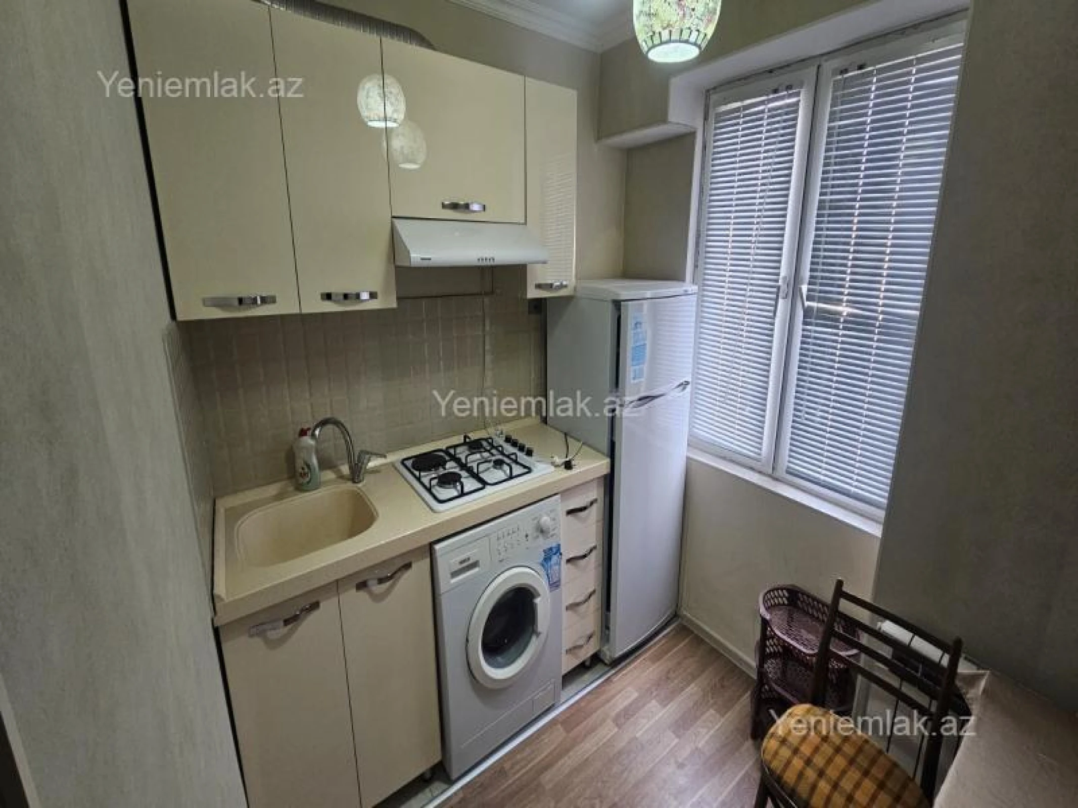 Satılır 2 otaqlı köhnə tikili 50 m²