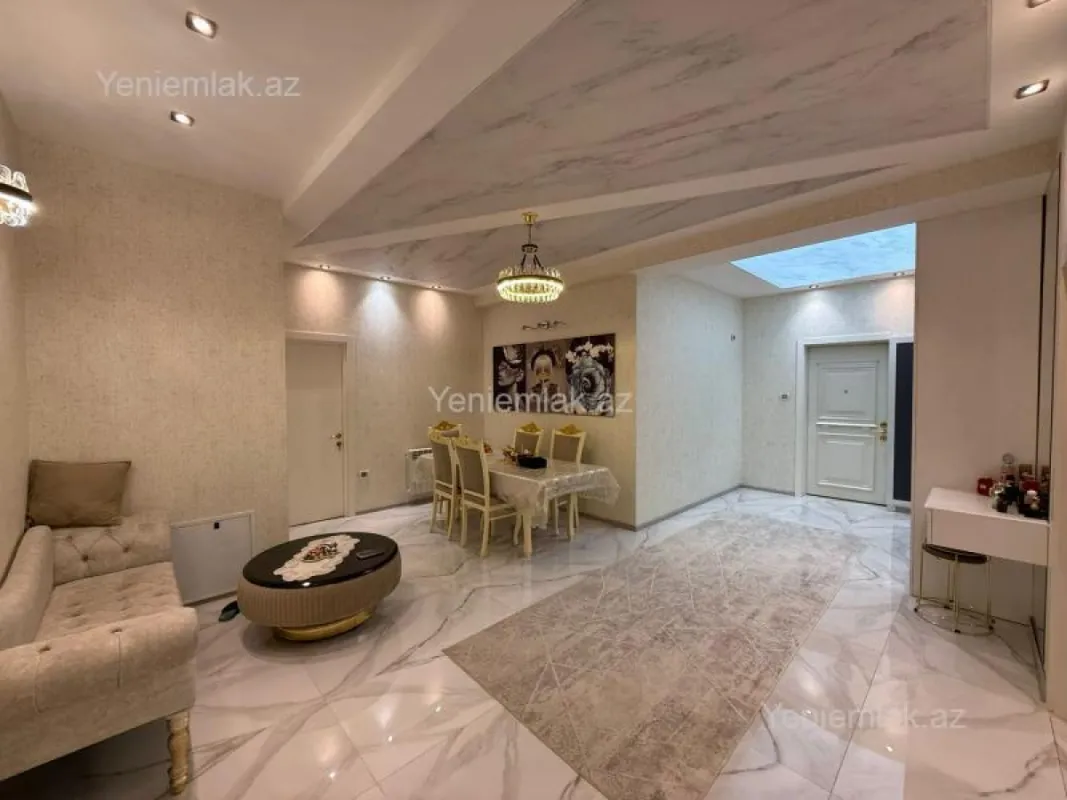 Satılır 3 otaqlı yeni tikili 126 m²