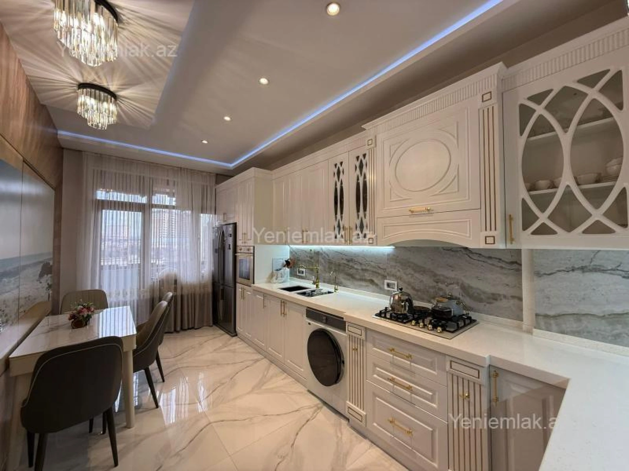 Satılır 3 otaqlı yeni tikili 126 m²