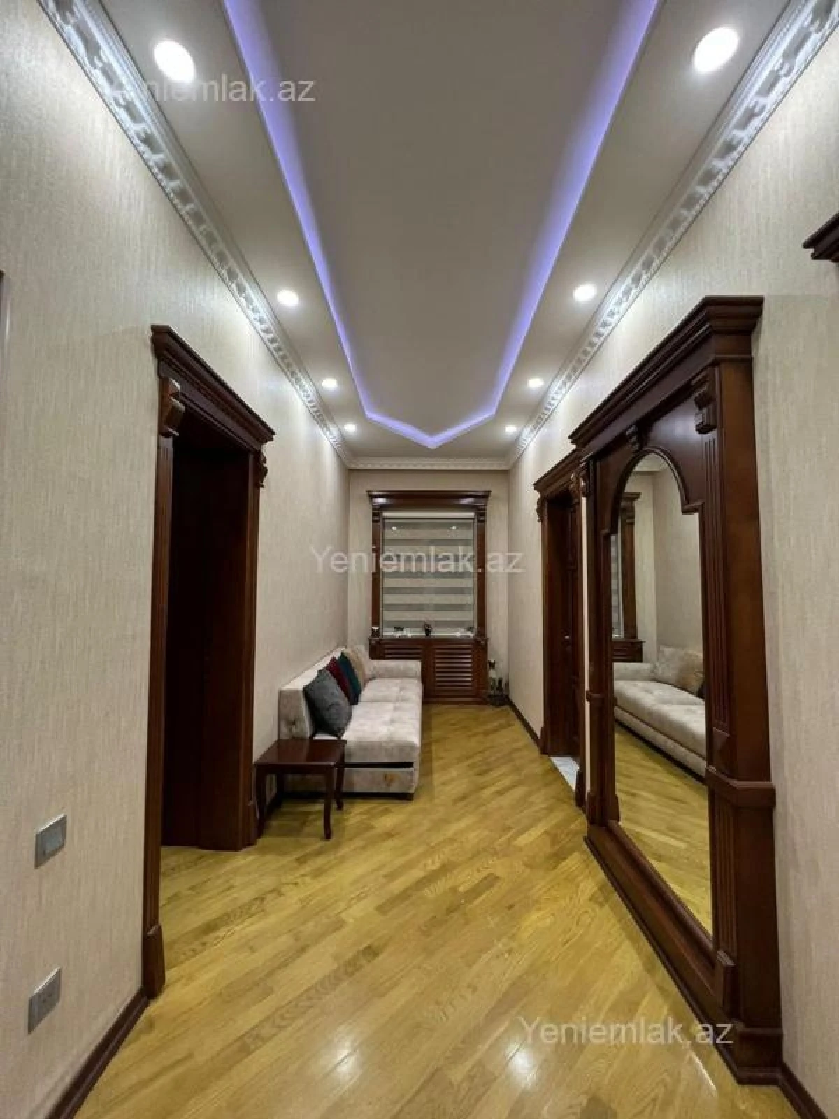 Satılır 6 otaqlı həyət evi 260000 m²