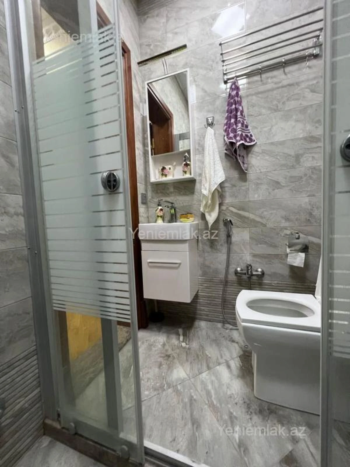 Satılır 6 otaqlı həyət evi 260000 m²