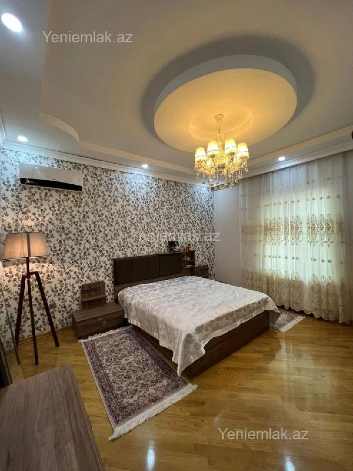 Satılır 6 otaqlı həyət evi 260000 m²