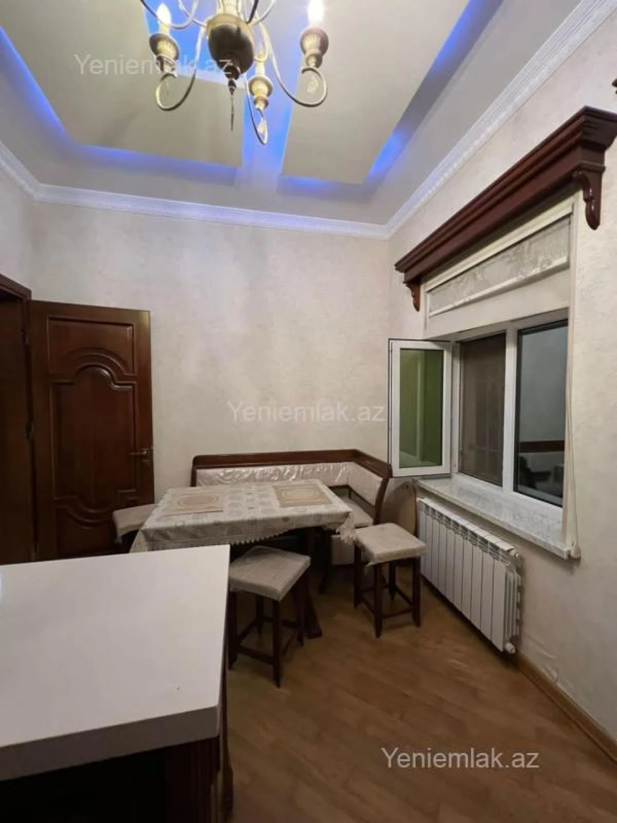 Satılır 6 otaqlı həyət evi 260000 m²