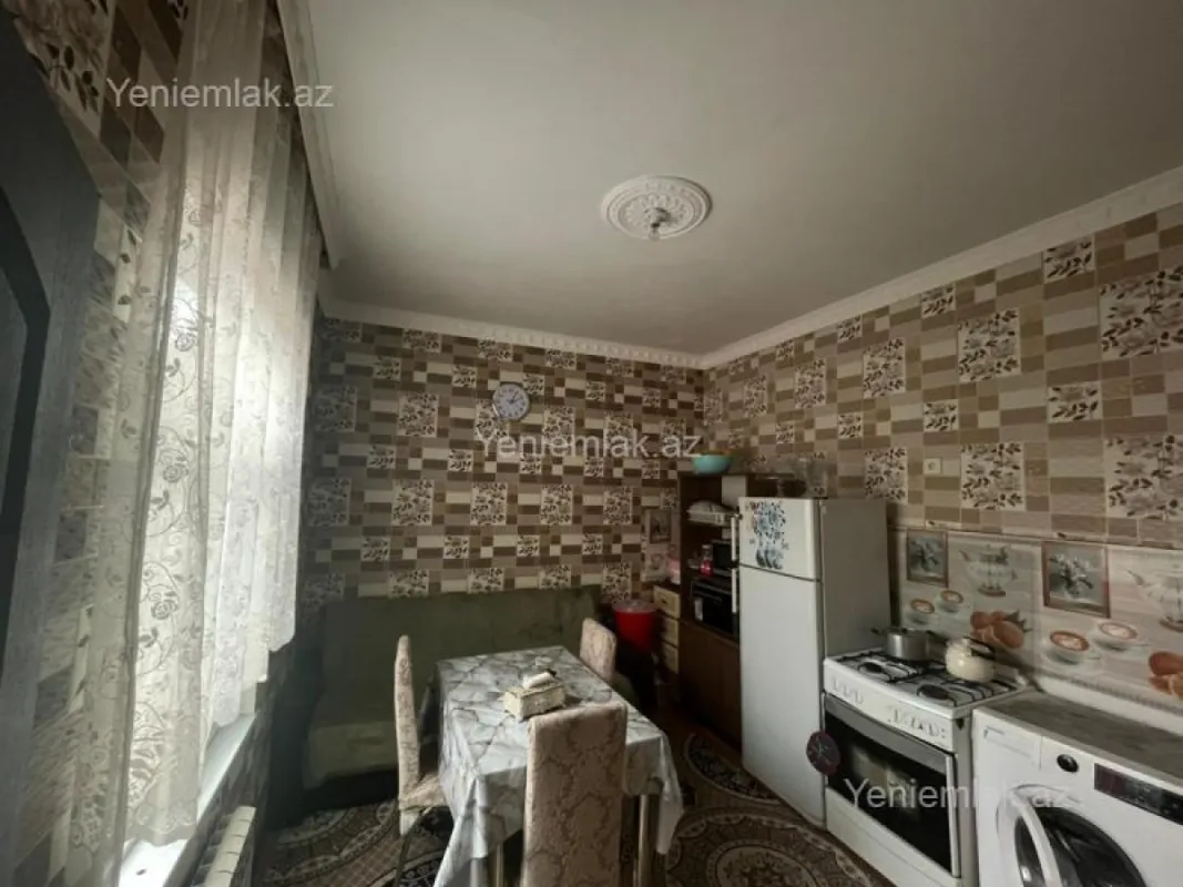 Satılır 3 otaqlı həyət evi 100 m²