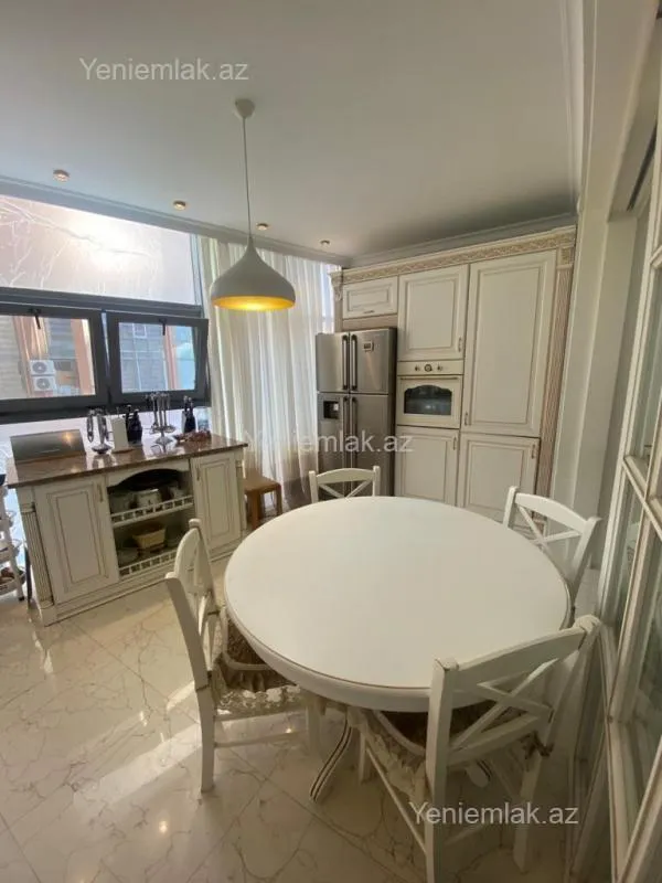 Satılır 4 otaqlı yeni tikili 151 m²