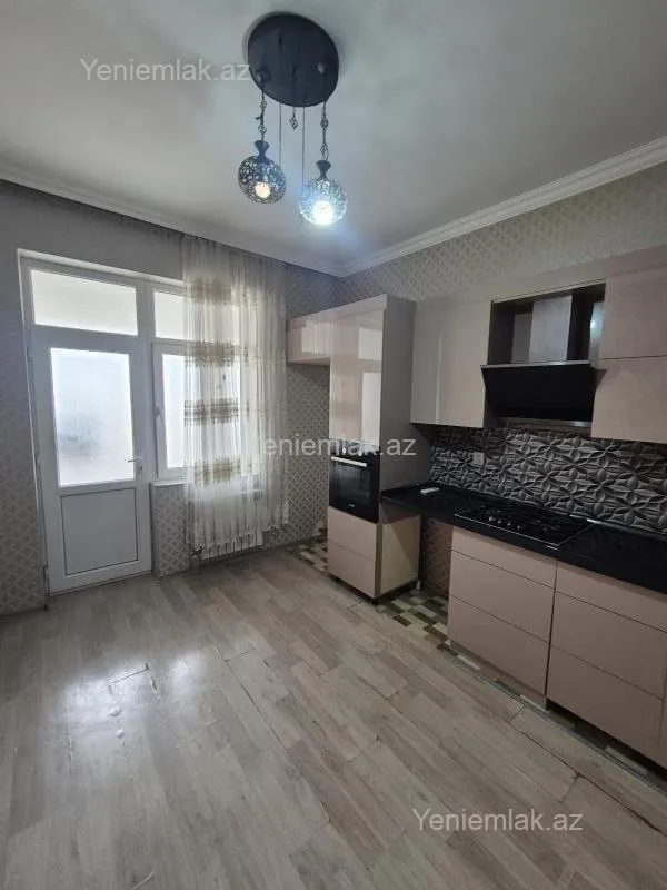 Satılır 4 otaqlı yeni tikili 94 m²