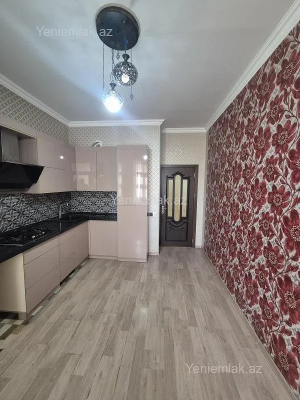 Satılır 4 otaqlı yeni tikili 94 m²