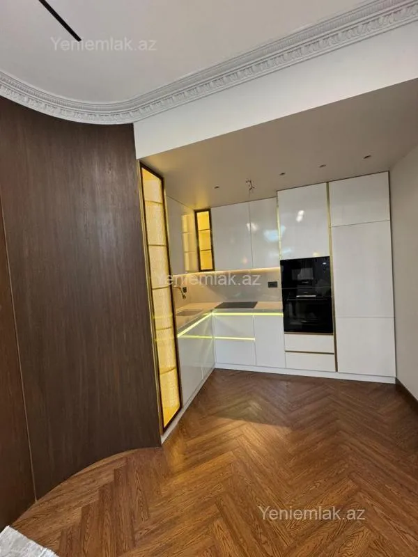 Satılır 3 otaqlı yeni tikili 91 m²