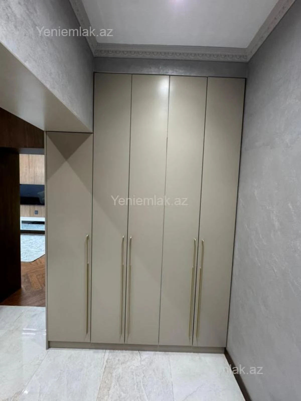 Satılır 3 otaqlı yeni tikili 91 m²