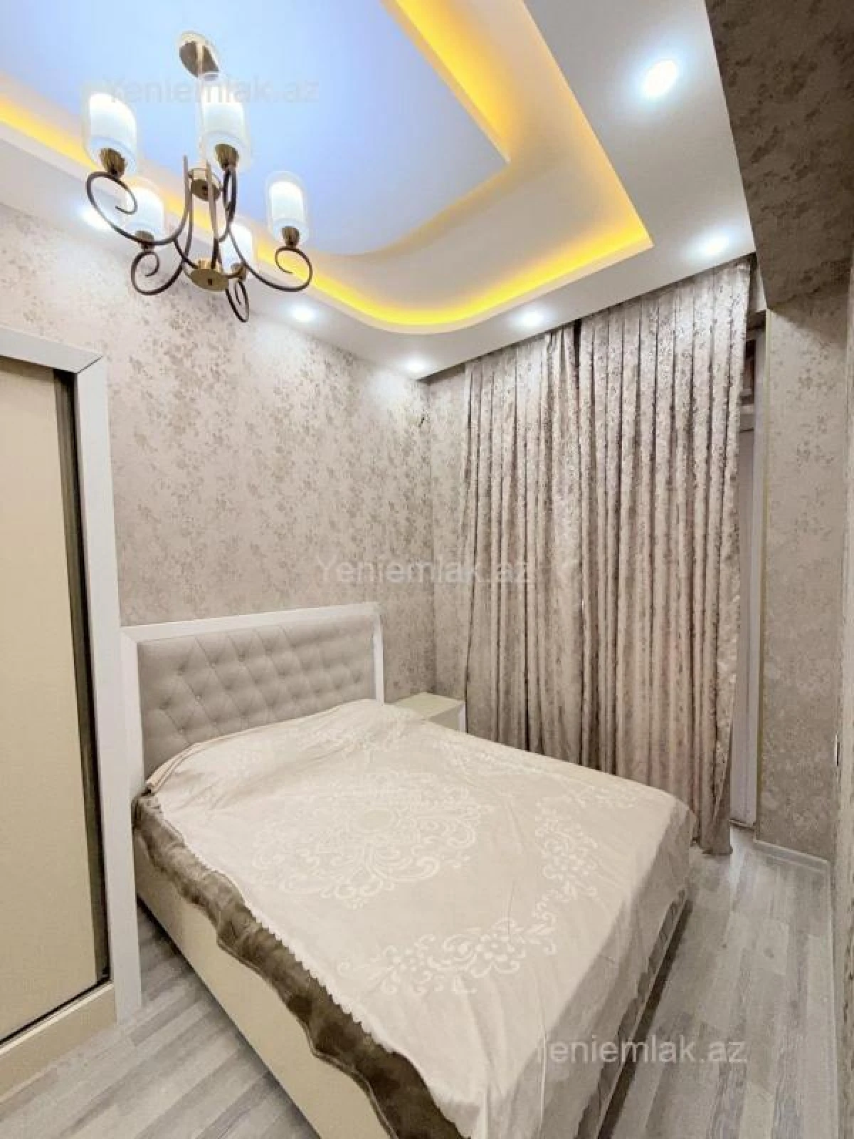 Satılır 2 otaqlı yeni tikili 65 m²