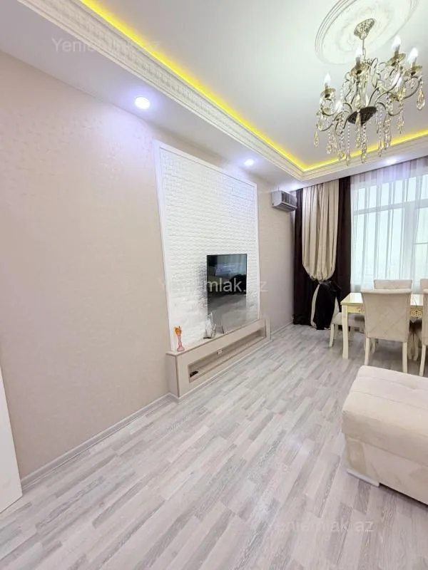 Satılır 2 otaqlı yeni tikili 65 m²