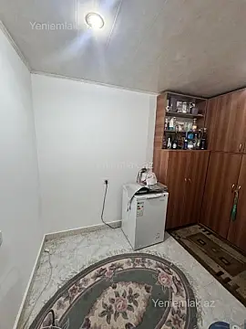 Satılır 5 otaqlı həyət evi 200 m²