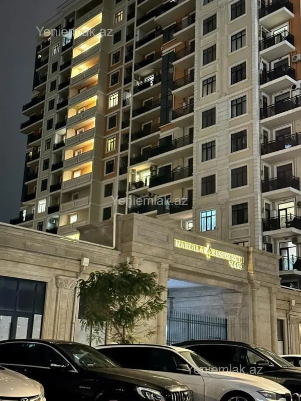 Satılır 3 otaqlı yeni tikili 131 m²