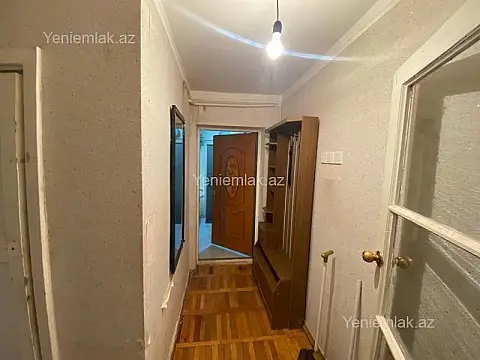 Satılır 1 otaqlı köhnə tikili 33 m²