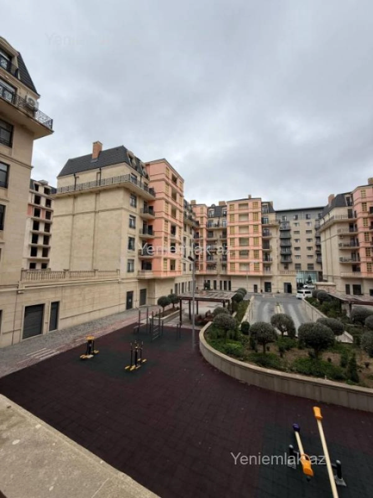 Satılır 5 otaqlı yeni tikili 175 m²