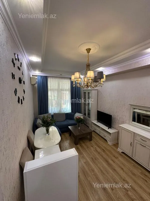 Satılır 2 otaqlı yeni tikili 96 m²