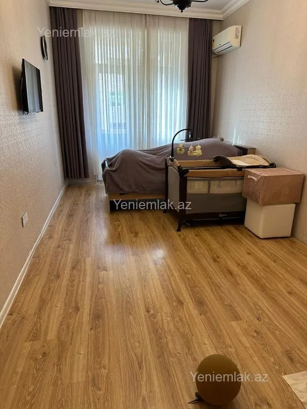 Satılır 2 otaqlı yeni tikili 96 m²