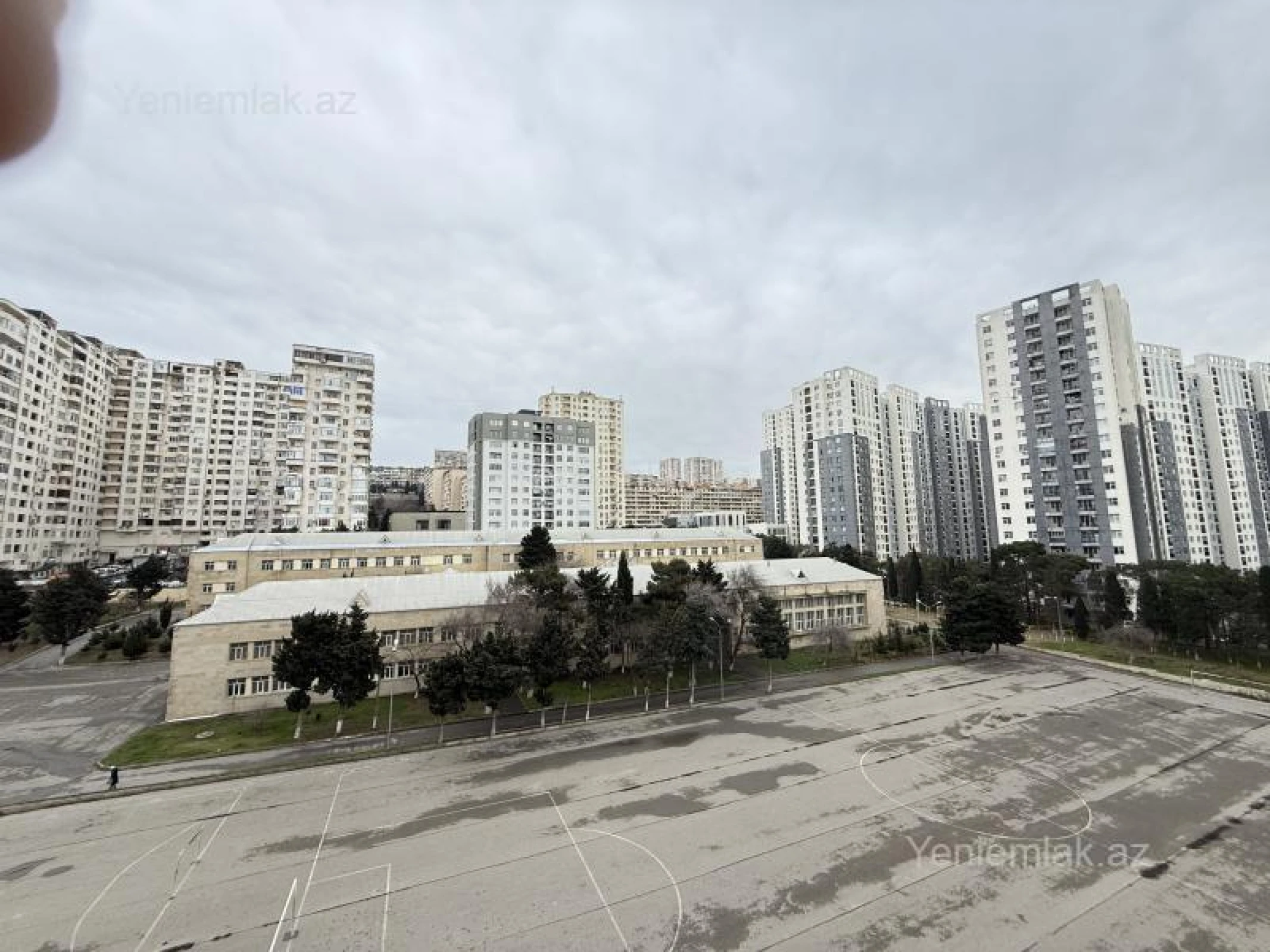 Satılır 4 otaqlı yeni tikili 155 m²