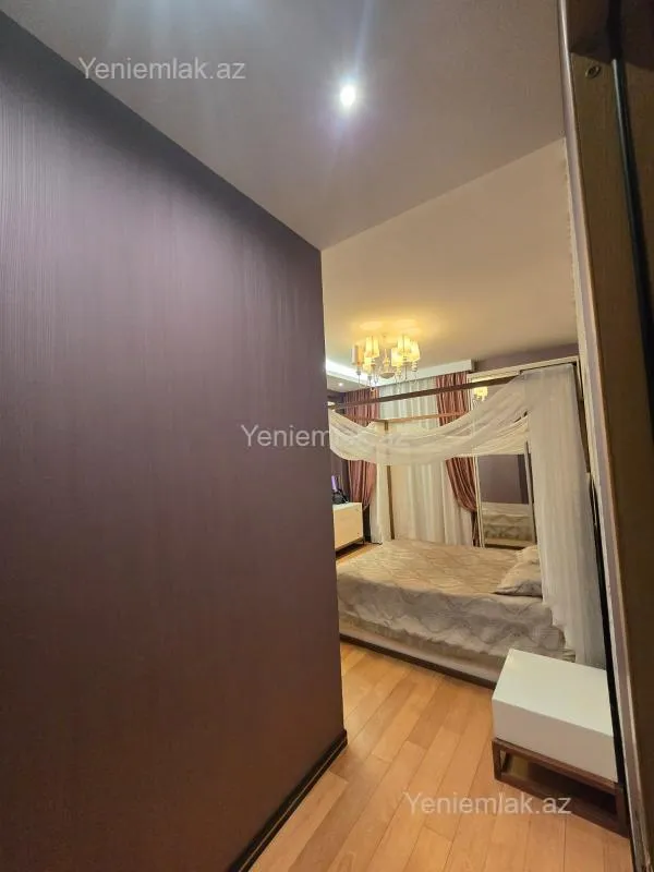 Satılır 3 otaqlı yeni tikili 158 m²