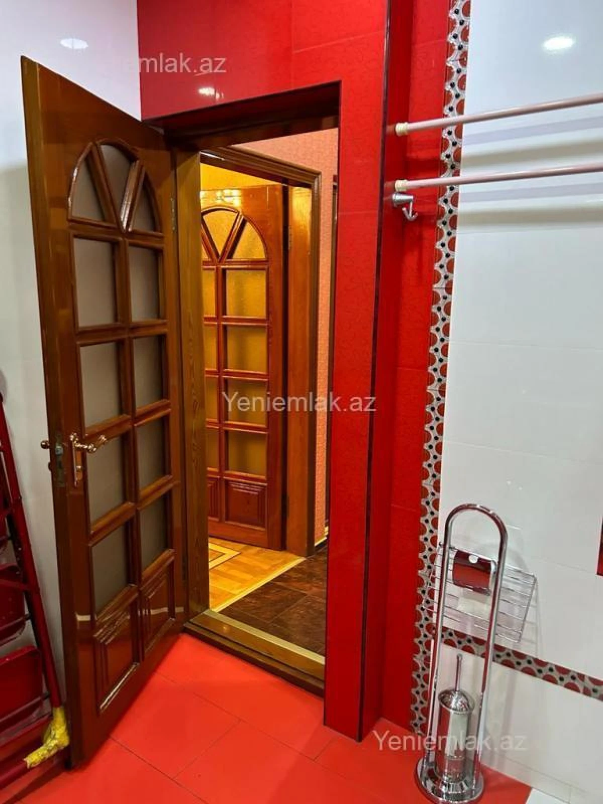 Satılır 3 otaqlı köhnə tikili 95 m²