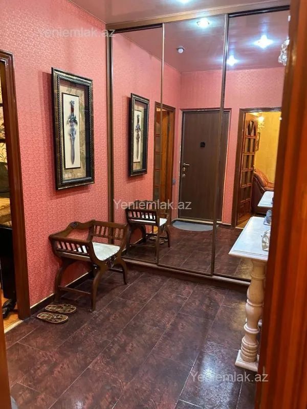 Satılır 3 otaqlı köhnə tikili 95 m²