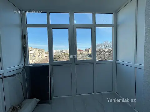 Satılır 3 otaqlı köhnə tikili 60 m²