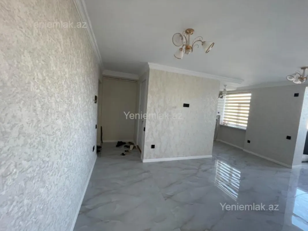 Satılır 3 otaqlı köhnə tikili 60 m²