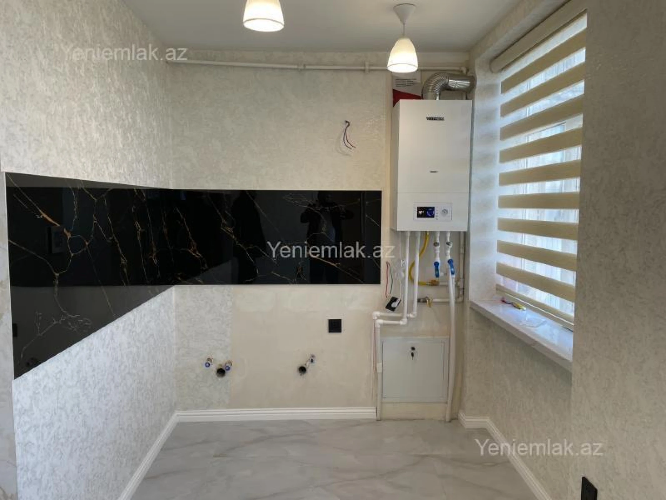 Satılır 3 otaqlı köhnə tikili 60 m²