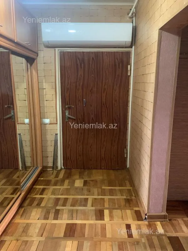 Satılır 3 otaqlı köhnə tikili 68 m²