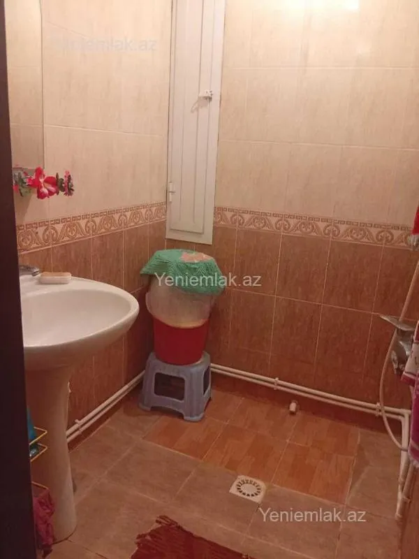 Satılır 3 otaqlı yeni tikili 80 m²