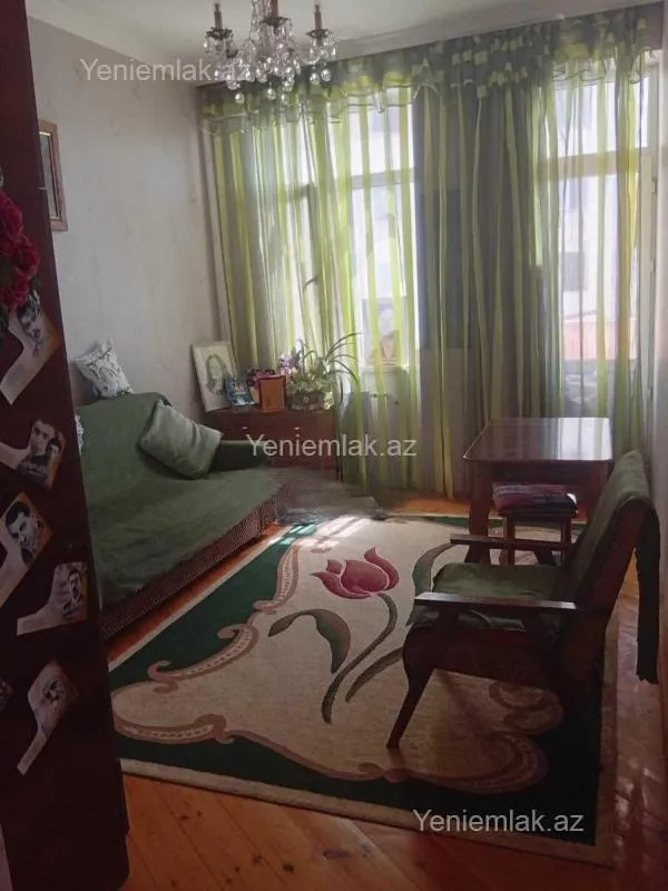 Satılır 3 otaqlı yeni tikili 80 m²