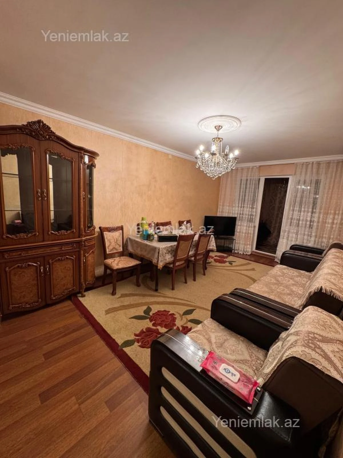 Satılır 2 otaqlı köhnə tikili 55 m²