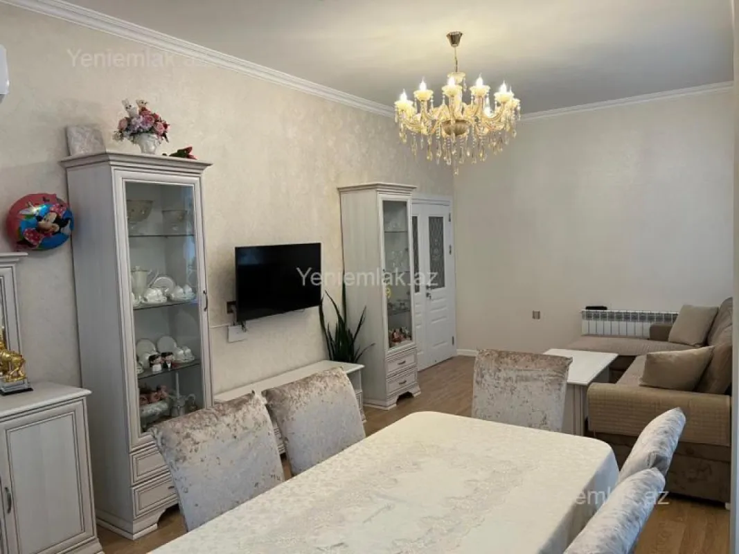 Satılır 3 otaqlı yeni tikili 110 m²