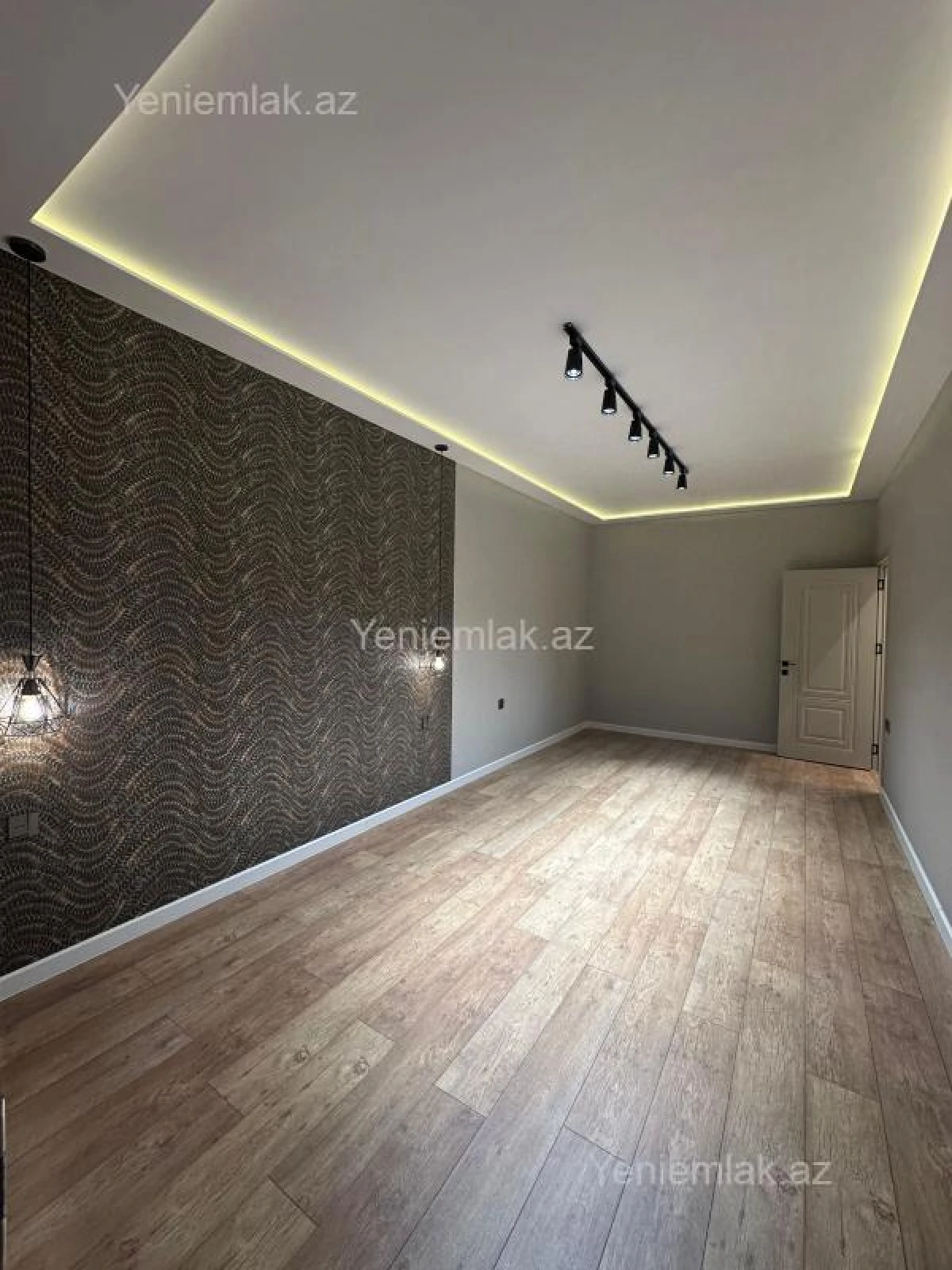 Satılır 3 otaqlı yeni tikili 100 m²