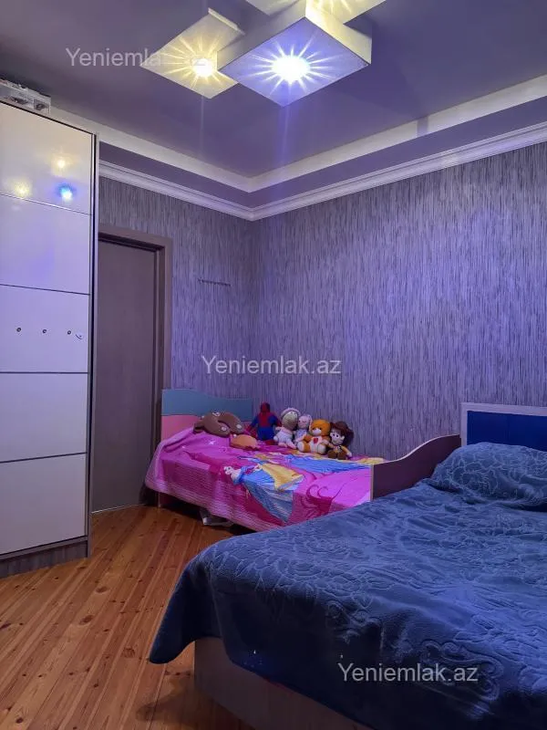 Satılır 2 otaqlı köhnə tikili 60 m²