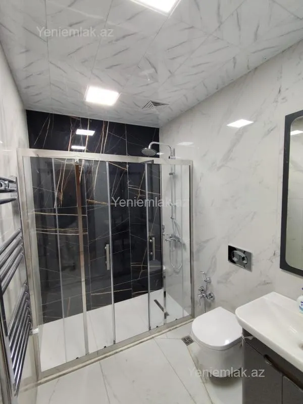 Satılır 2 otaqlı yeni tikili 61 m²