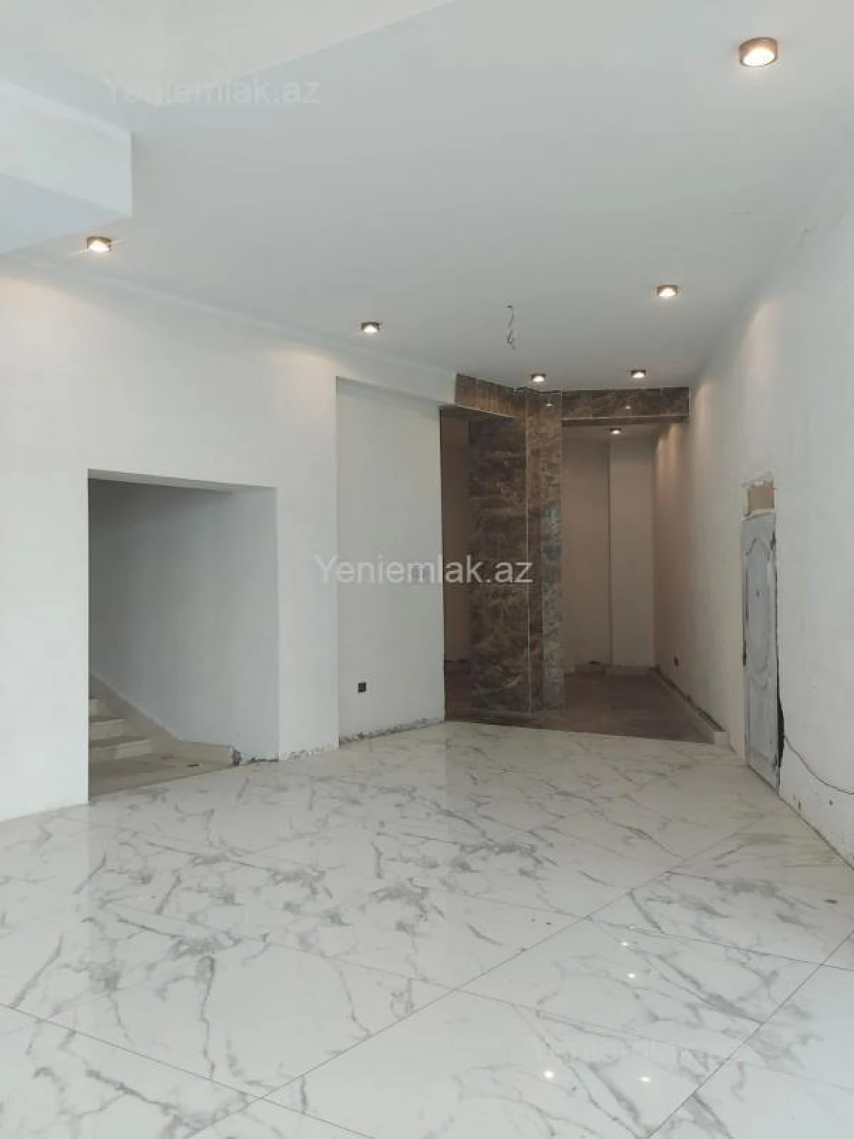 Satılır 3 otaqlı yeni tikili 140.3 m²