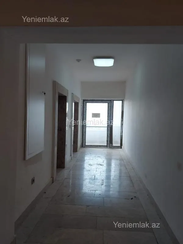 Satılır 3 otaqlı yeni tikili 140.3 m²