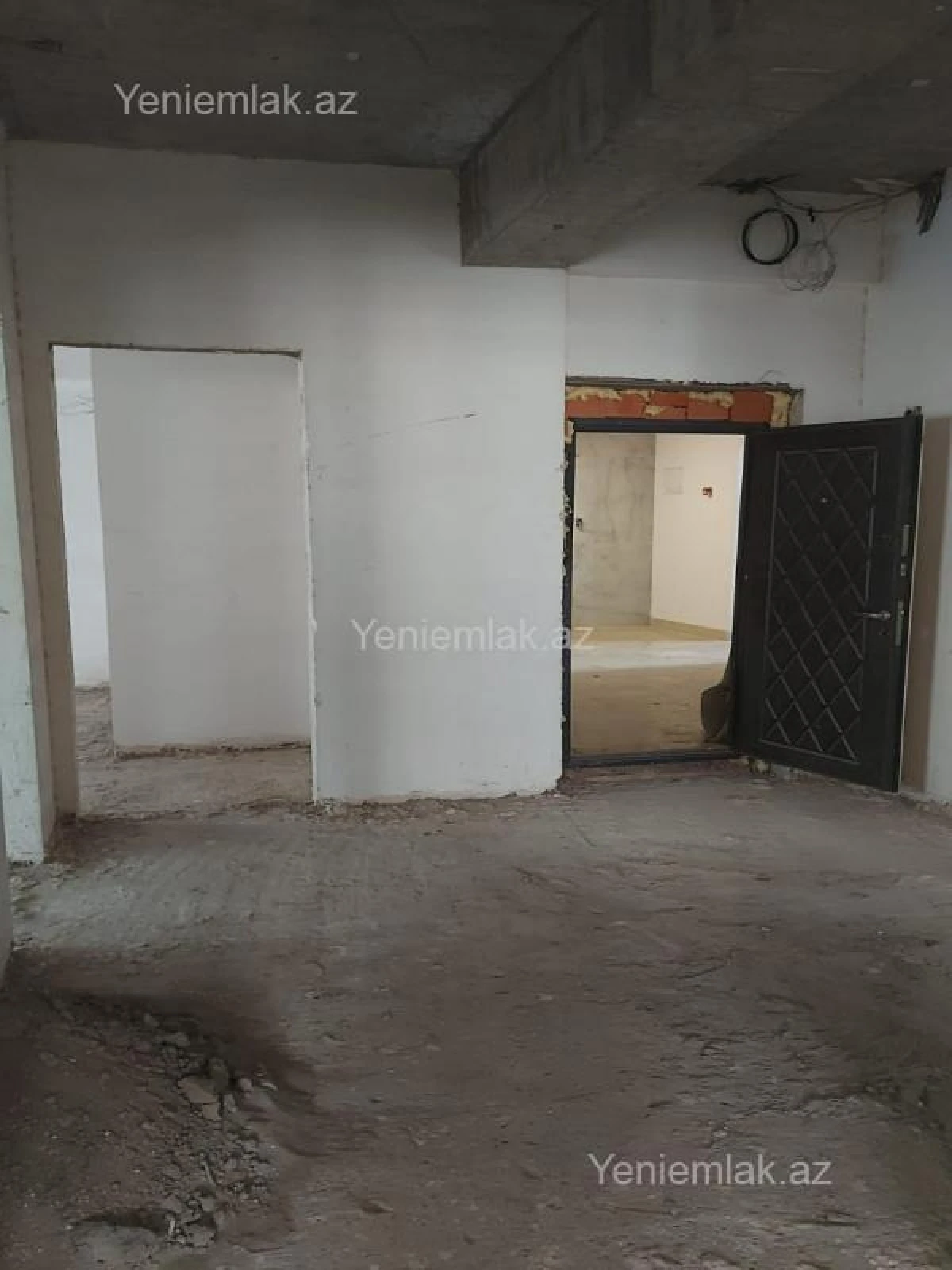 Satılır 3 otaqlı yeni tikili 140.3 m²