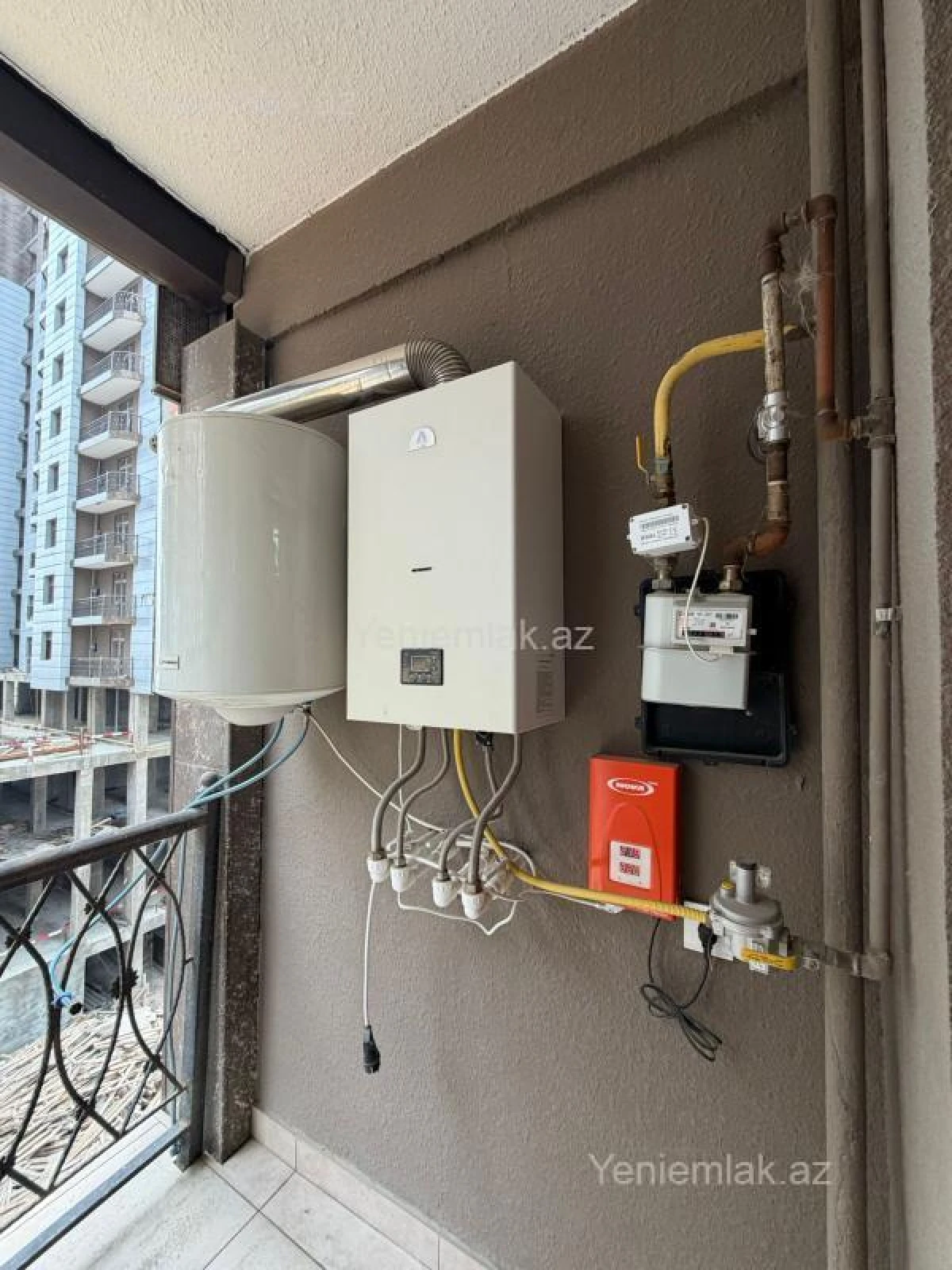 Satılır 3 otaqlı yeni tikili 98 m²