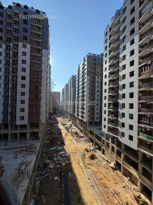 Satılır 3 otaqlı yeni tikili 98 m²