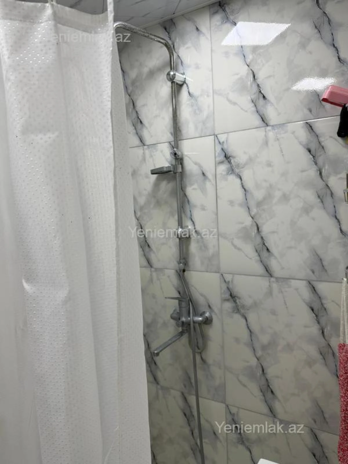 Satılır 3 otaqlı yeni tikili 76 m²