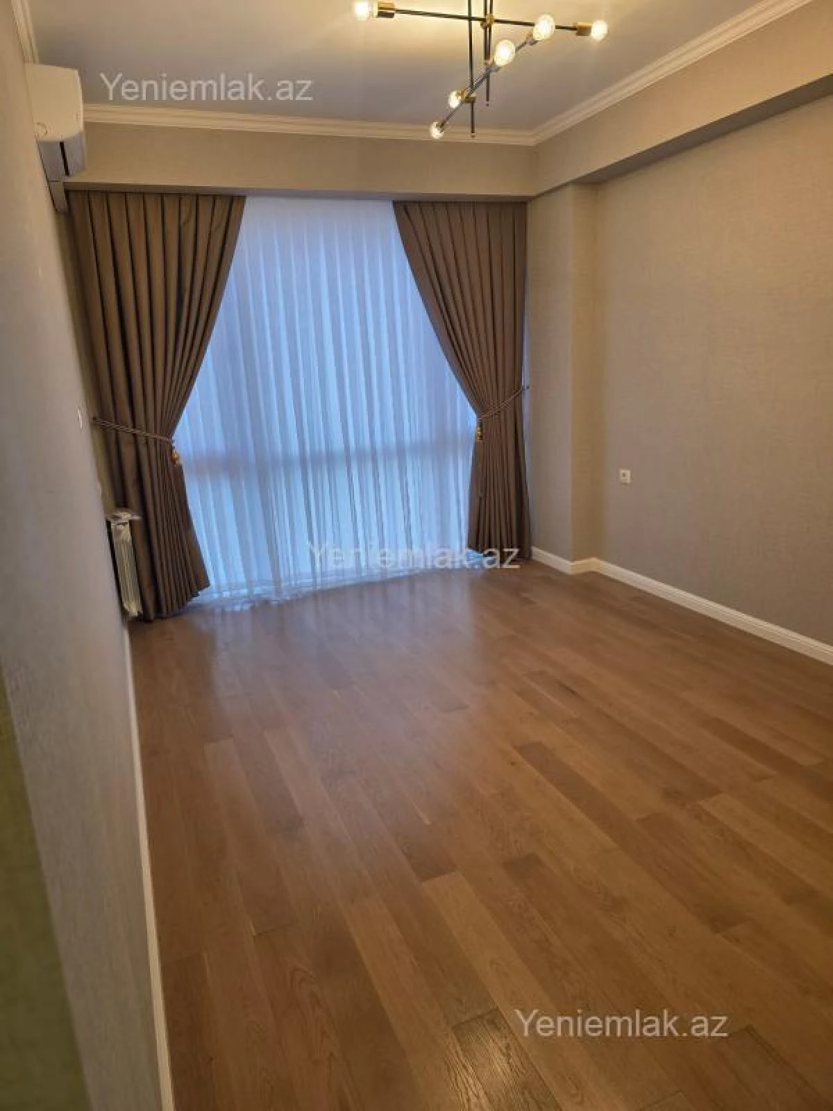 Satılır 3 otaqlı yeni tikili 95 m²