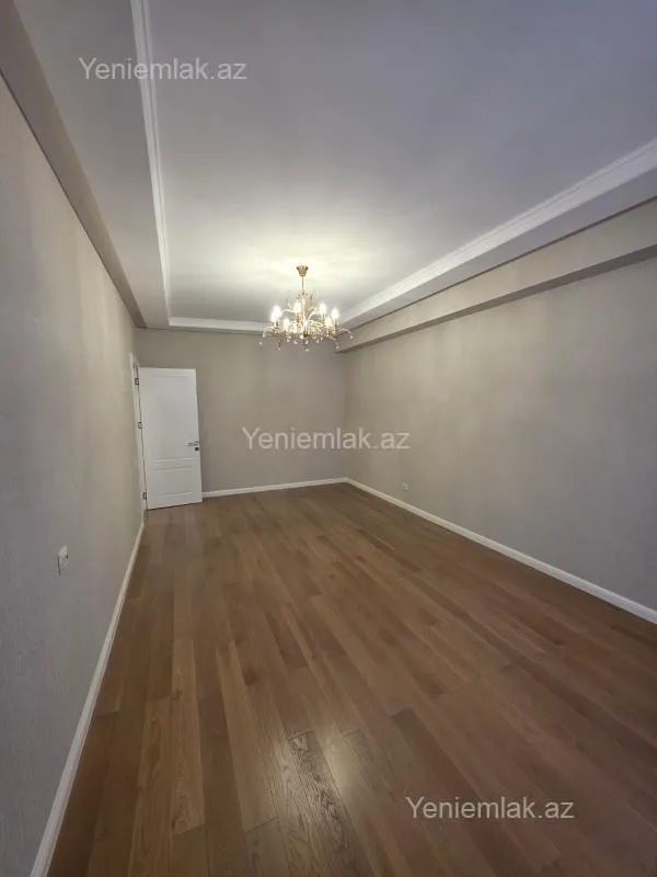 Satılır 3 otaqlı yeni tikili 95 m²